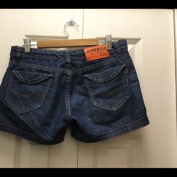 Jeans wear women’s short size 28 - Picture 2 of 2